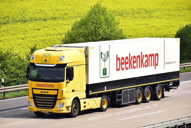 _DSC4750 BEEKENKAMP-crop-DAF XF 106 II.JPG