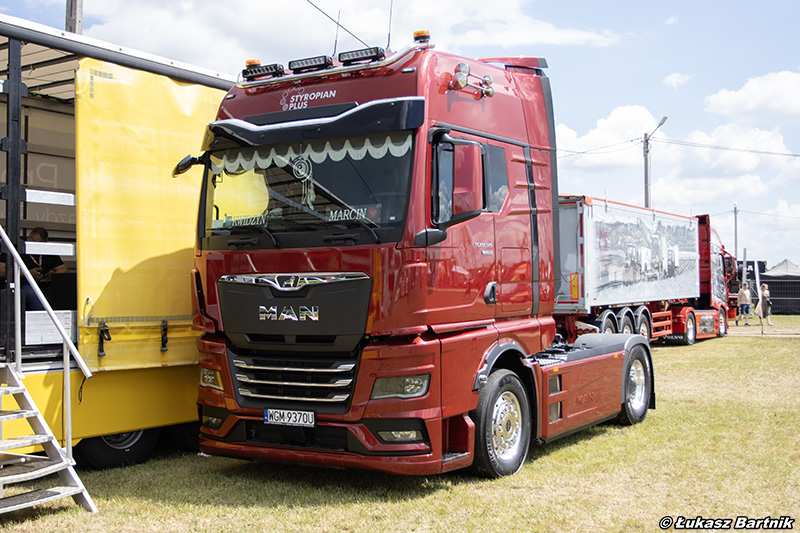 IMG_9404 MAN TGX StyropianPlus.jpg