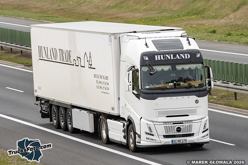 Volvo FH Aero - Hunland.jpg