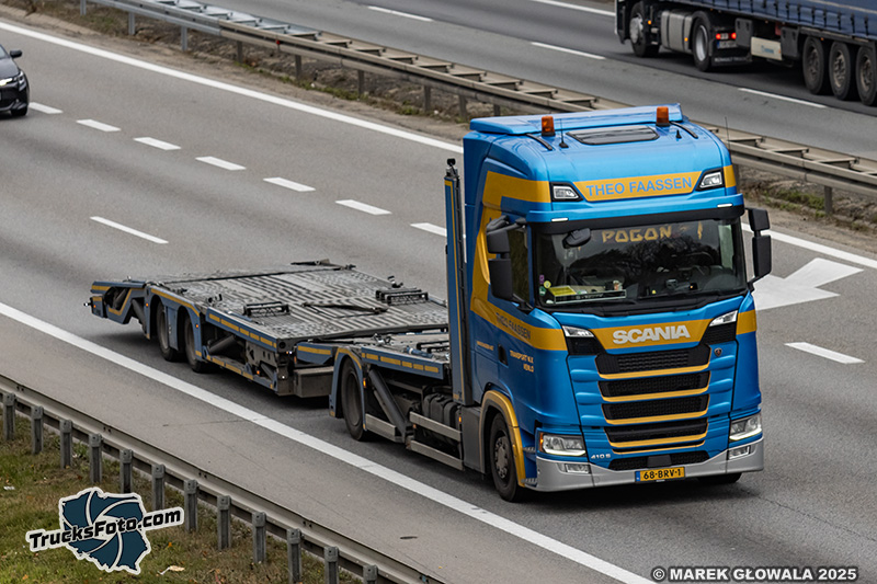 Scania 410S - Theo Faassen.jpg