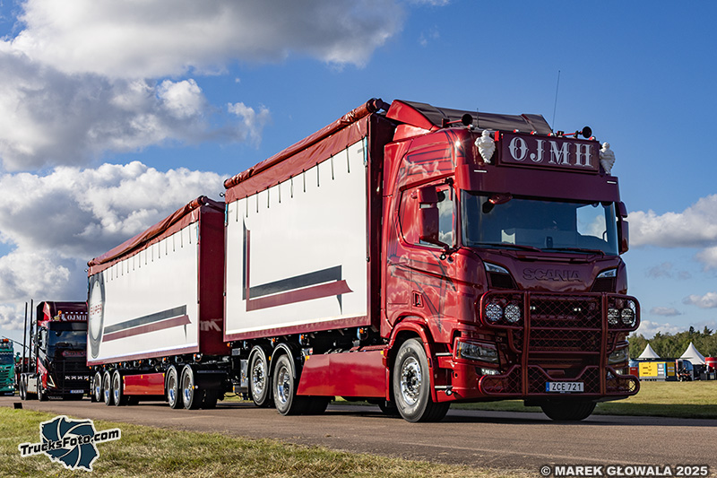 Scania R560 Super - OJMH.jpg