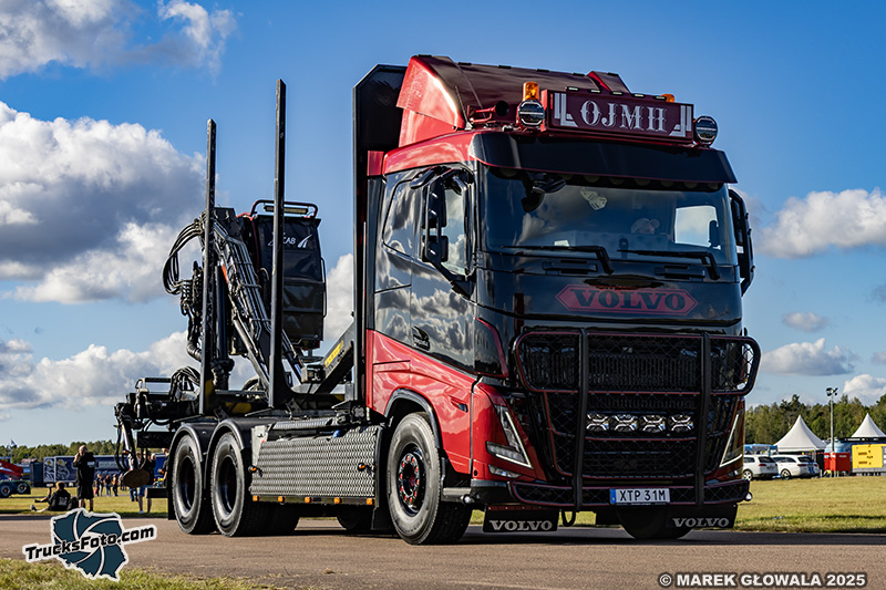 Volvo FH16 660 - OJMH.jpg