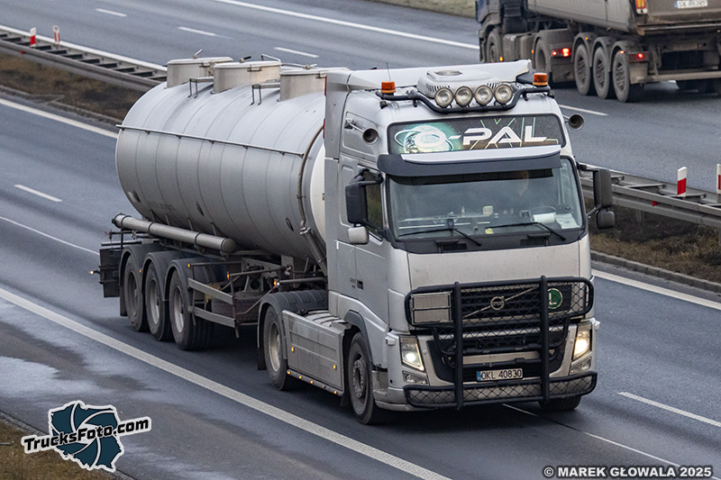 Volvo FH3 - O-Pal.jpg