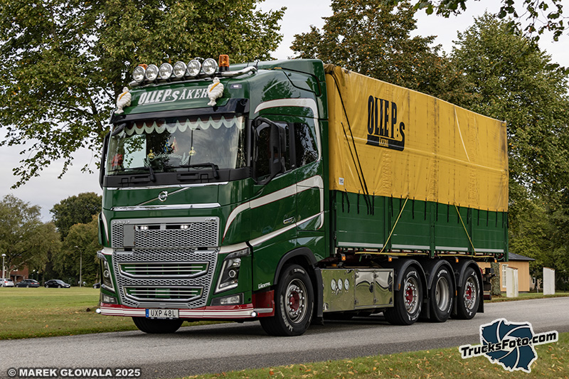 Volvo FH16 - Olleps Akeri.jpg