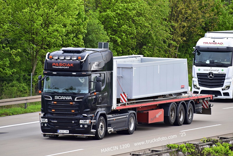 _DSC5601 PAŚCIAK TRANSPORT-crop-SCANIA R520 V8.JPG