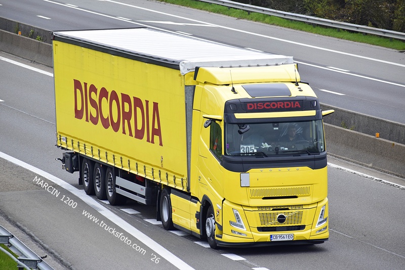 _DSC5938 DISCORDIA-crop-VOLVO FH AERO.JPG