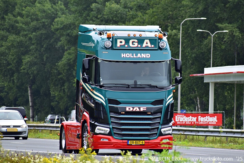 _DSC0611 P.G.A.-crop-DAF XG.JPG