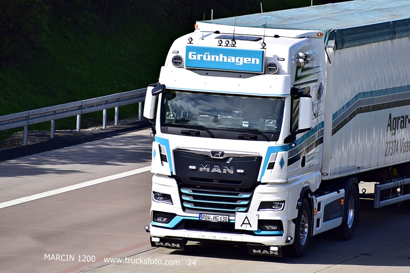 _DSC1438 GRUNHAGEN-crop-MAN TGX II.JPG