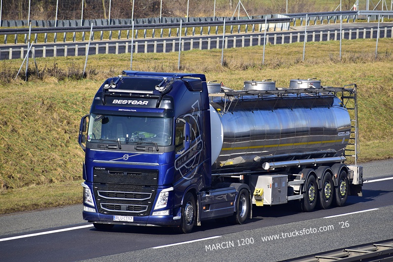 _DSC2547 BESTCAR-crop-VOLVO FH4.JPG