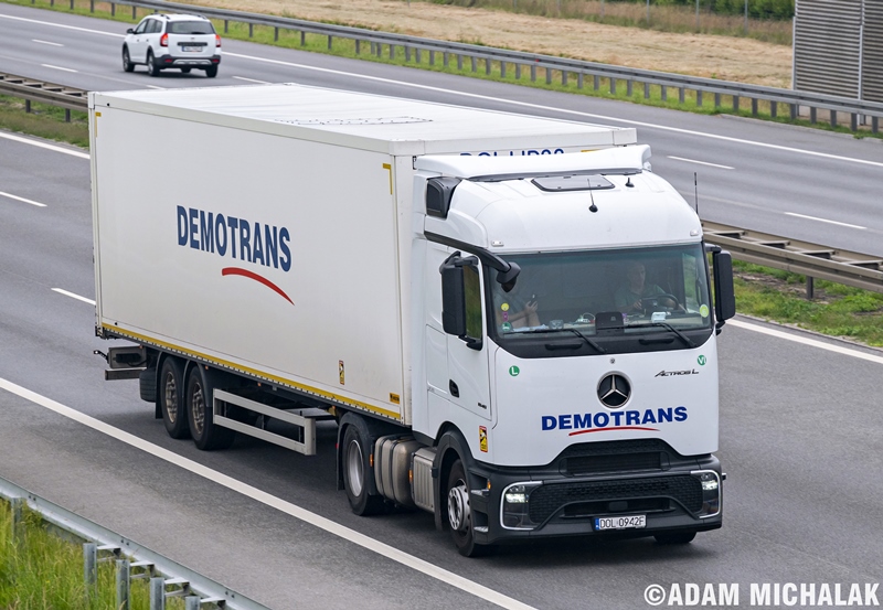 DSC_72718.jpg