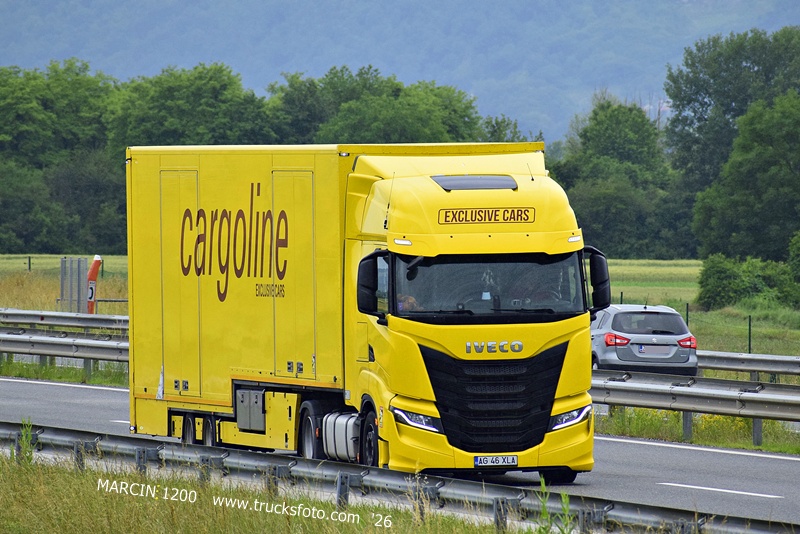_DSC8429-crop-Exclusive Cars by CargoLine-IVECO S-WAY.JPG