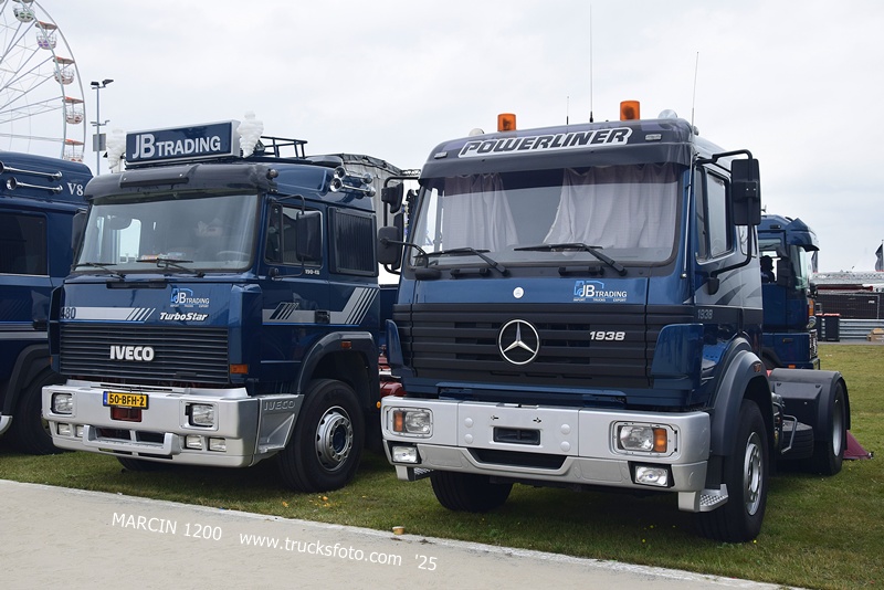 _DSC1648 JB TRADING-crop-IVECO TurboStar - MERCEDES SK 1938.JPG