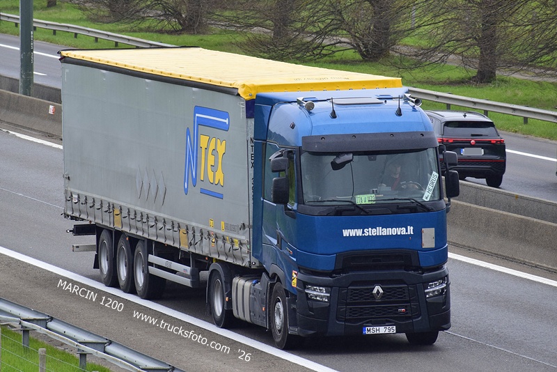 _DSC5207 STELLANOVA-crop-RANGE-T EVO.JPG