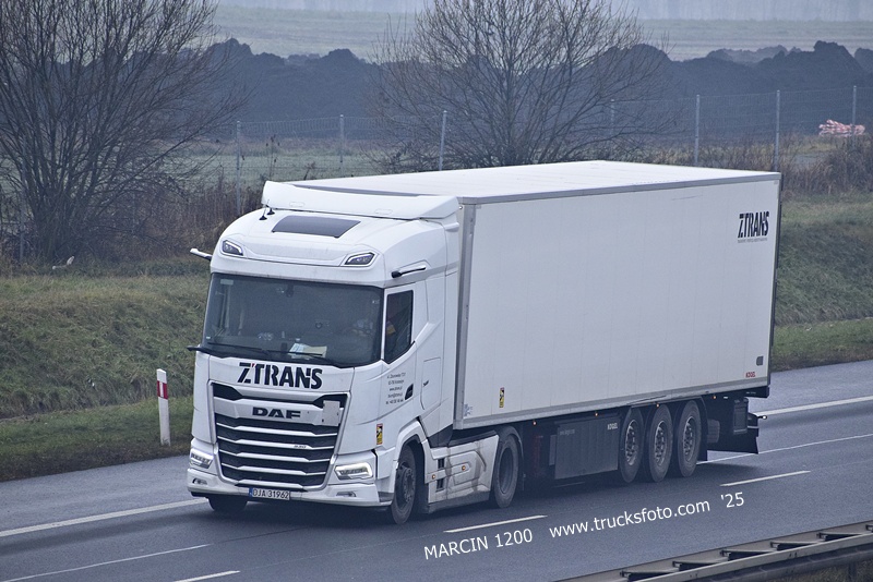 _DSC6445 ZTRANS-crop-DAF.JPG
