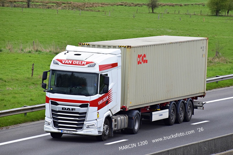 _DSC4911 VAN DELM-crop-DAF XG.JPG