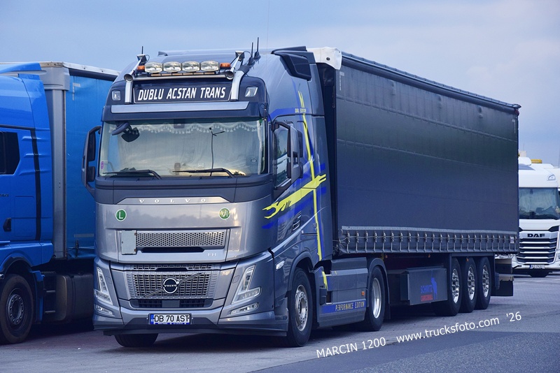 _DSC8090 DUBLU ACSTAN TRANS-crop-VOLVO FH AERO PERFORMANCE EDITION.JPG