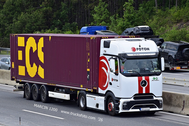 _DSC9227 FOTON-crop-ActrosL ProCabin.JPG