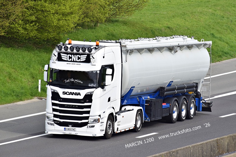 _DSC5754 CNC-crop-SCANIA S560.JPG