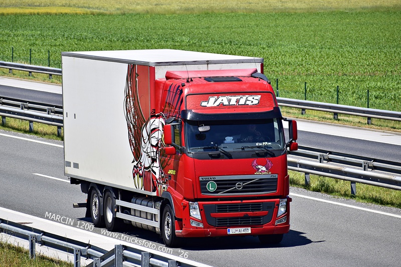 _DSC9046 JATIS-crop-VOLVO FH3.JPG