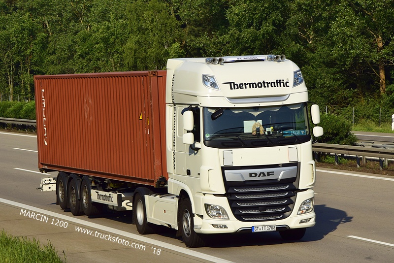 _DSC8774 Thermotraffic-crop-DAF XF 106 II.JPG