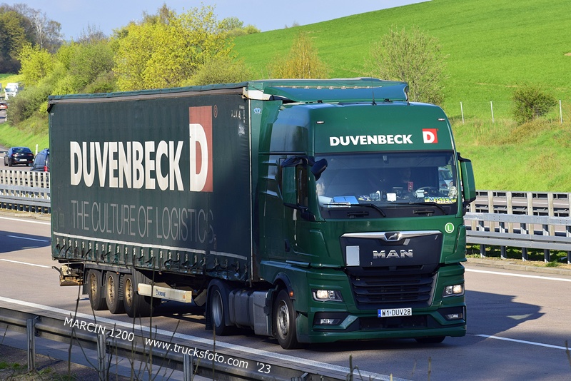_DSC2744 DUVENBECK-crop-MAN TGX II.JPG