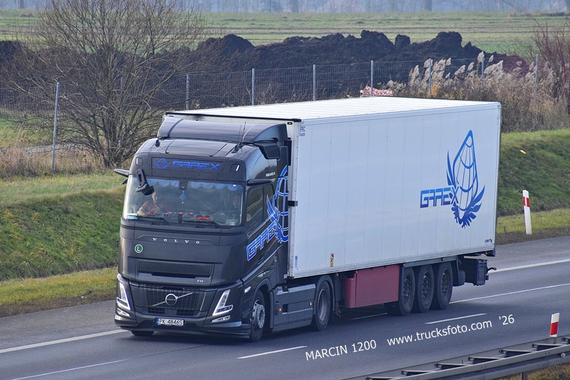 _DSC8879 GAREX-crop-VOLVO FH AERO.JPG