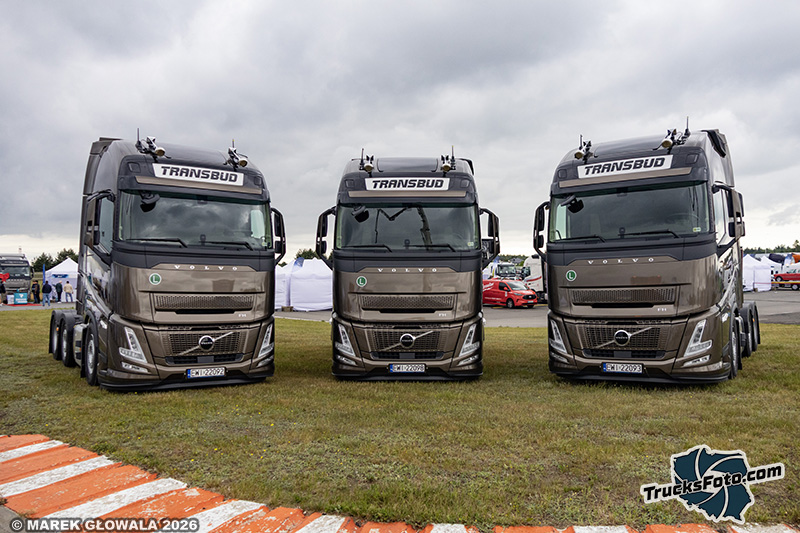 Volvo FH Aero - Transbud.jpg