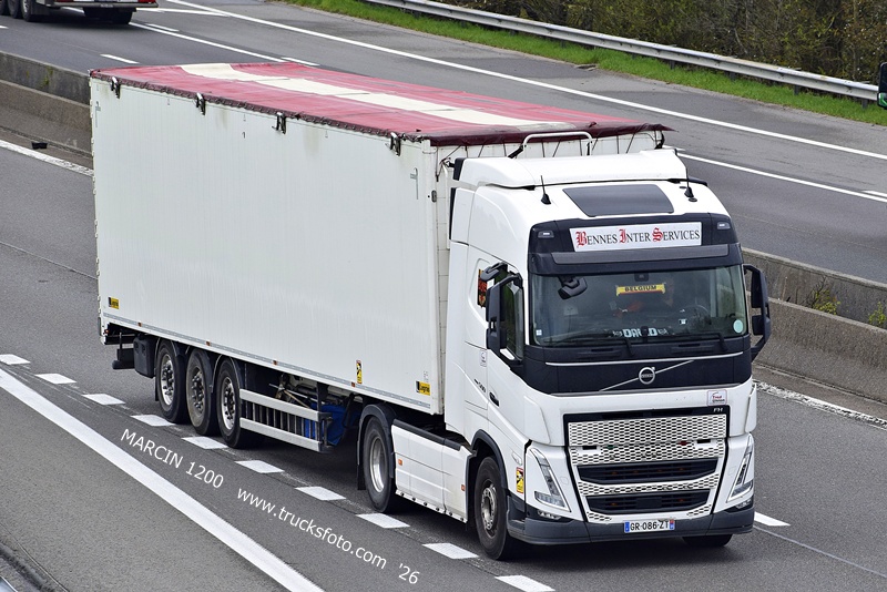 _DSC5422 BENNES INTER SERVICES-crop-VOLVO FH5.JPG