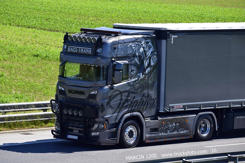 _DSC8787 BAGI-TRANS-crop-SCANIA S.JPG
