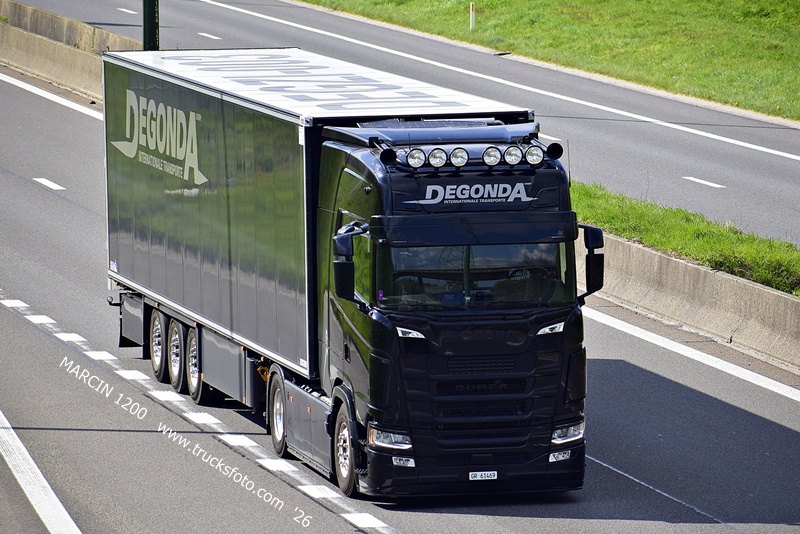 _DSC6553 DEGONDA-crop-SCANIA S.JPG