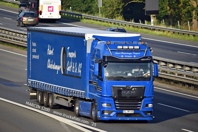 _DSC8314 HUBERT KLEINBUNTEMEYER TRANSPORTE-crop-MAN TGX II.JPG
