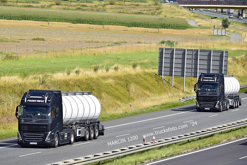 _DSC00011 (1470) FRESH MOVE-crop-VOLVO FH5.JPG