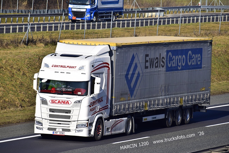 _DSC2554 CONTROL POINT-crop-SCANIA R NG.JPG