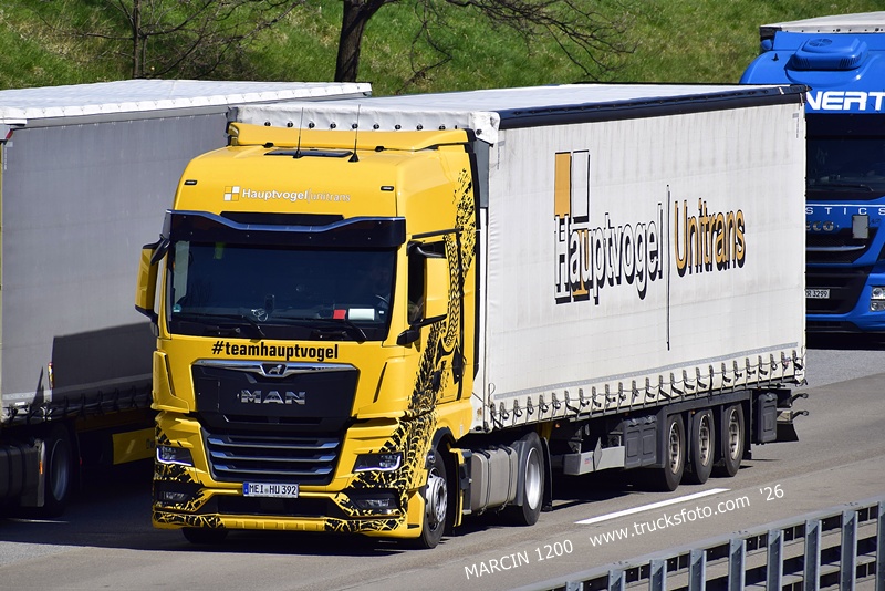 _DSC6987 HAUPTVOGEL UNITRANS-crop-MAN TGX II.JPG