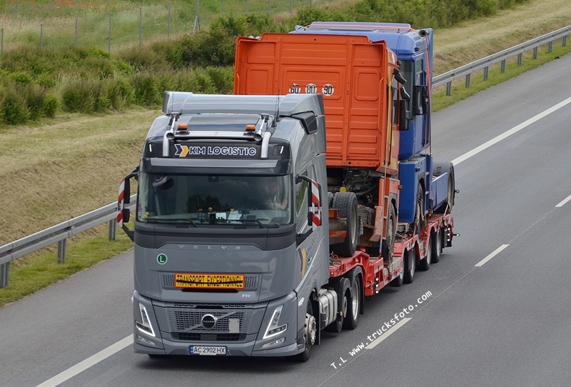 km logistic 3.JPG