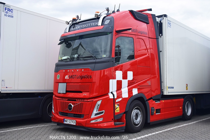 _DSC9310 MGT LOGISTICS-crop-VOLVO FH AERO.JPG