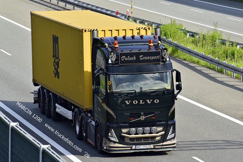 _DSC9345 Paluch Transport-crop-VOLVO FH5.JPG