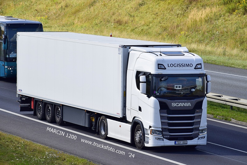 _DSC00011 (1502) LOGISSIMO-crop-SCANIA S500.JPG
