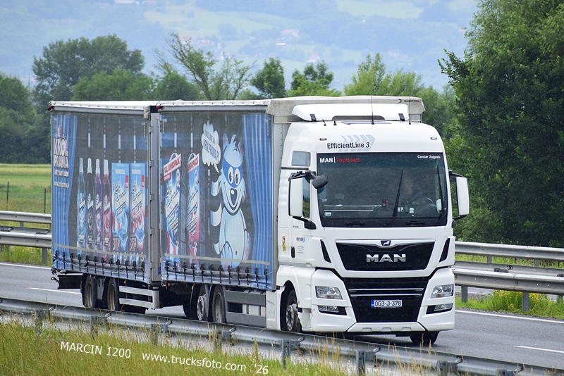 _DSC8393 MERIDIAN-crop-MAN TGX.JPG