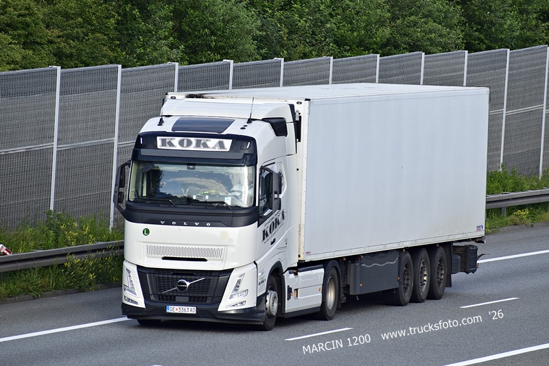 _DSC9486 KOKA-crop-VOLVO FH AERO.JPG