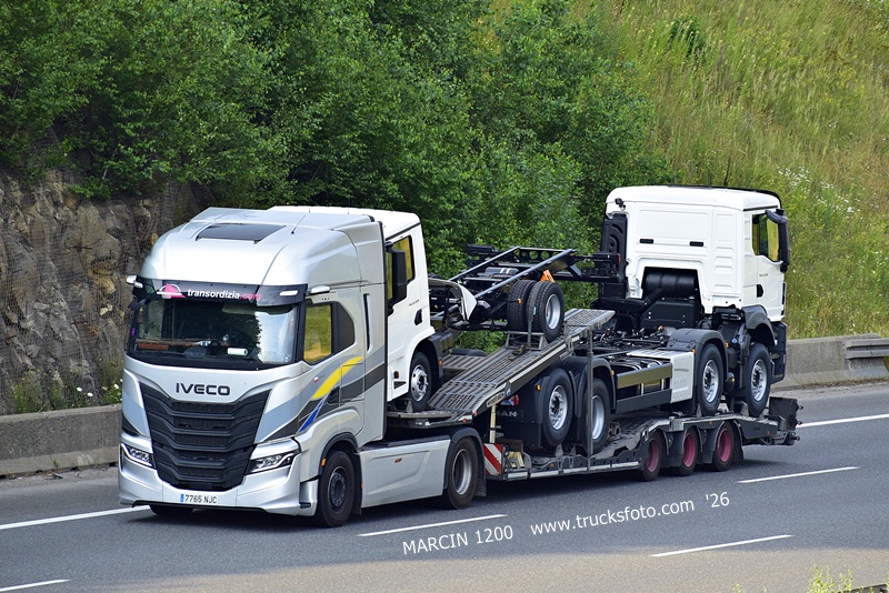 _DSC9989 Transordizia-crop-IVECO S-WAY.JPG