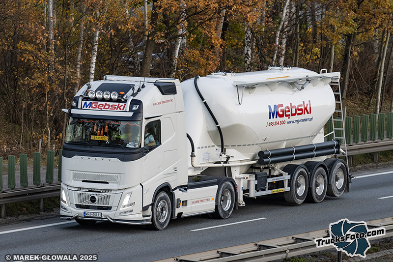 Volvo FH Aero - MGębski.jpg