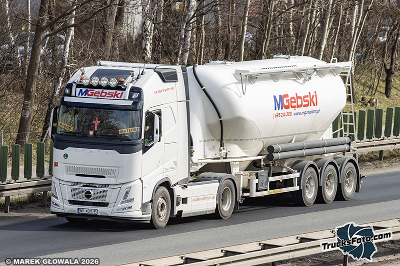 Volvo FH Aero MGębski.jpg