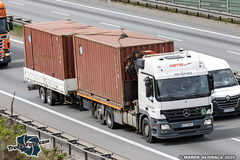 Mercedes-Benz Actros MP2 - Gama.jpg