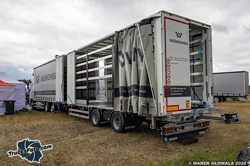 Volvo FH Wiśniowski.jpg