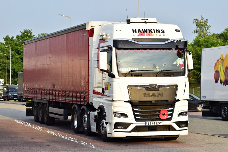 _DSC0008 HAWKINS-crop-MAN TGX II.JPG
