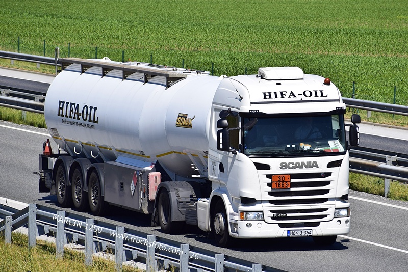 _DSC8816 HIFA-OIL-crop-SCANIA R450.JPG