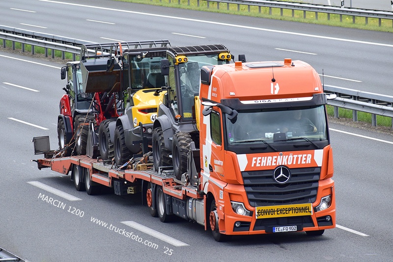 _DSC8587 FEHRENKOTTER-crop-ACTROS MP5.JPG