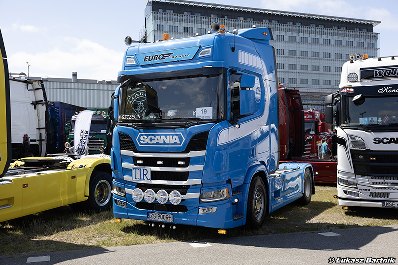 IMG_0598 Scania R Euro Transit PMS26.jpg