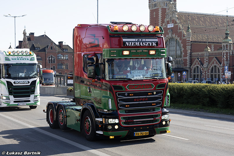 IMG_0824 Scania R Niemaszyk PMS26.jpg